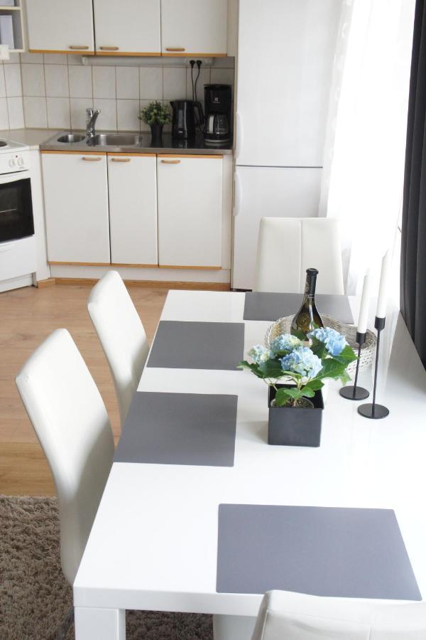 3-Room Apartment In Oulu Center, Parking Екстериор снимка