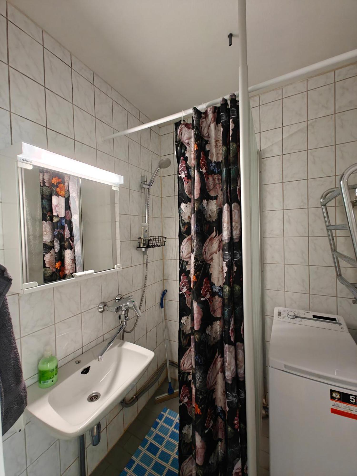 3-Room Apartment In Oulu Center, Parking Екстериор снимка